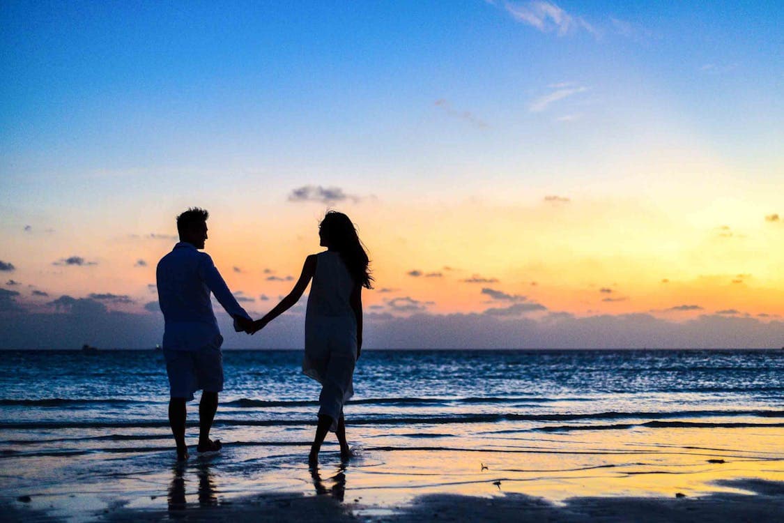 Wedding Playlist Theo Từng Khung Giờ: Hướng Dẫn Cho Cặp Đôi